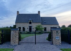exclusieve villa belgische stijl poort smedijzer